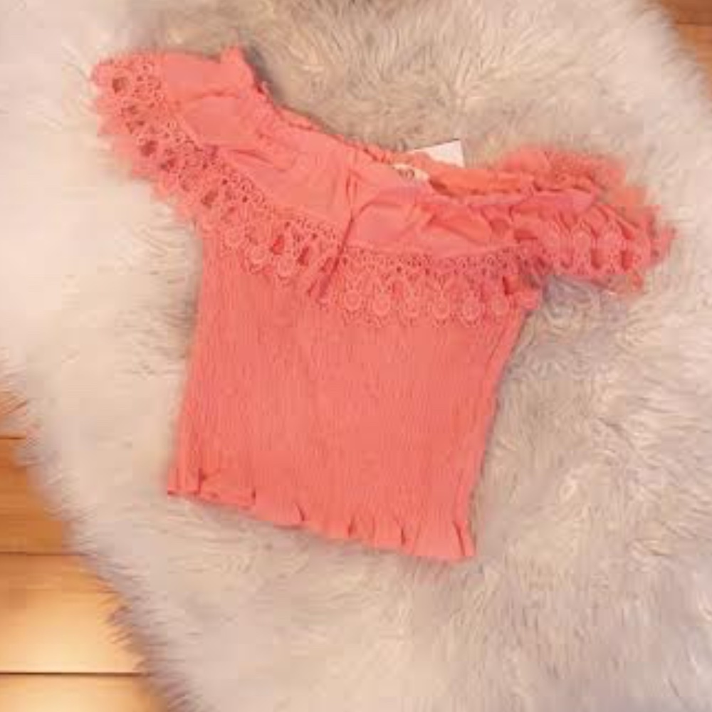 Forever 21 Off the Shoulder Crop Top Coral Size M